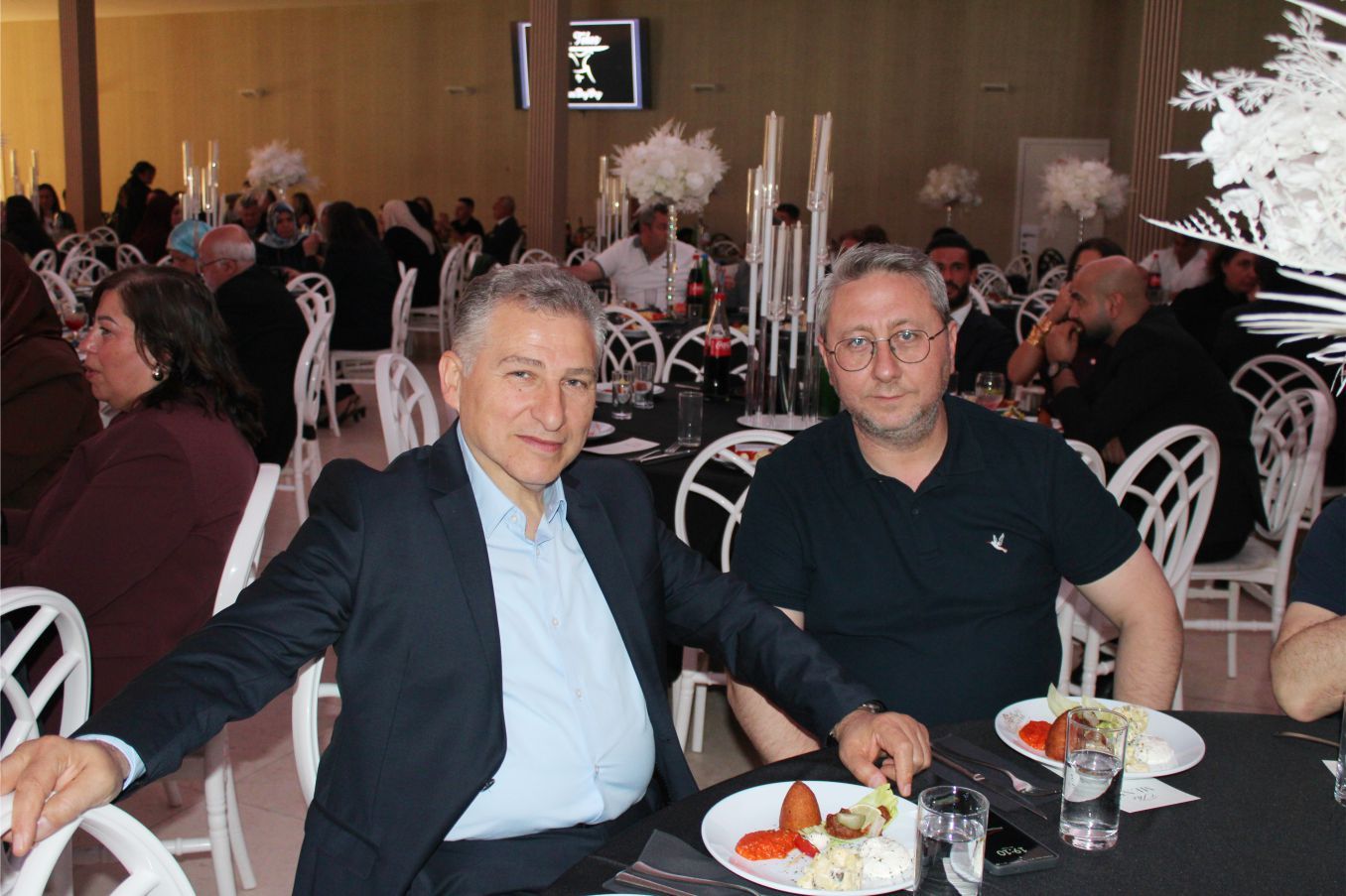 MELİKE İLE SELİM, DİLLERE DESTAN DÜĞÜN TÖRENİYLE EVLENDİLER...