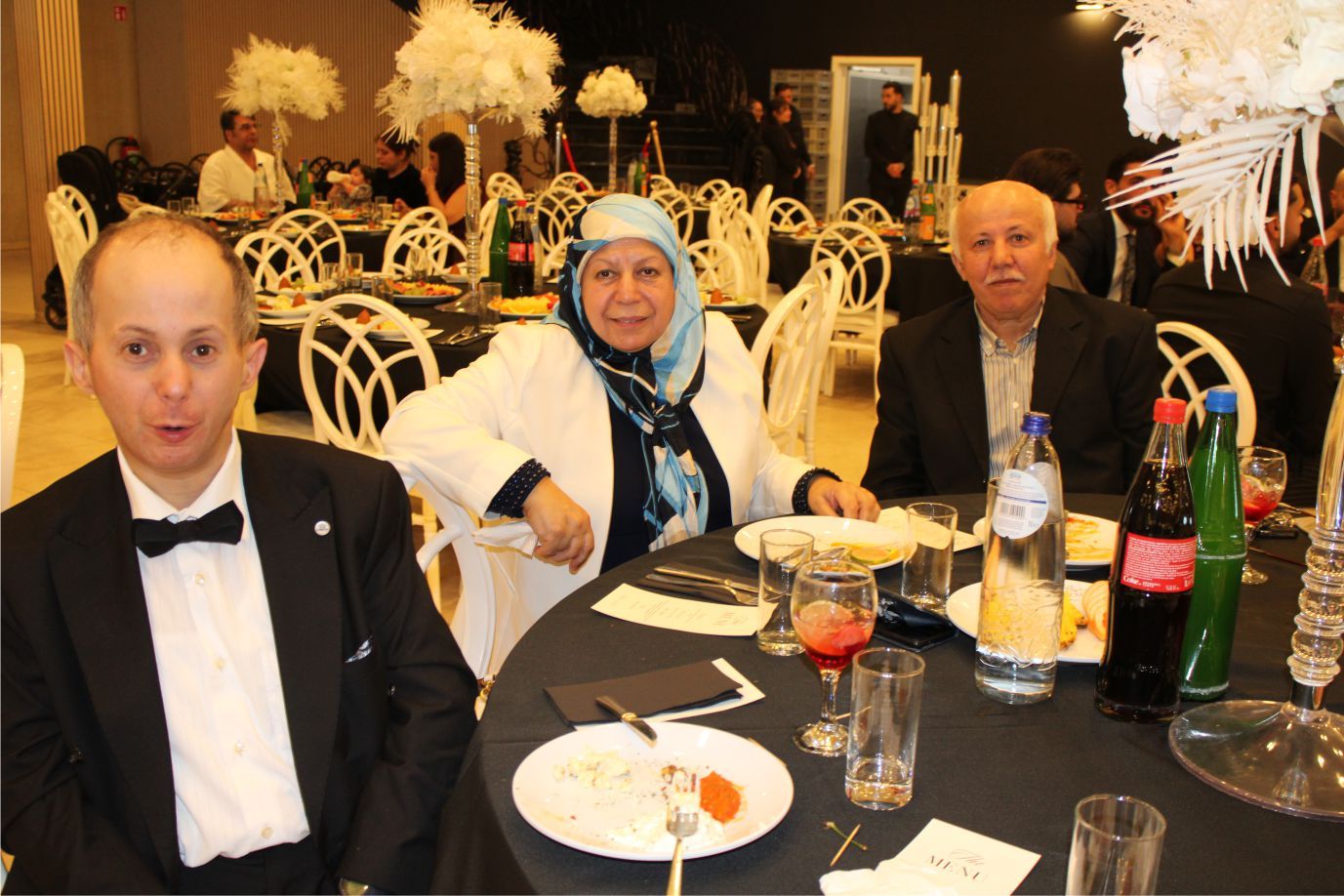MELİKE İLE SELİM, DİLLERE DESTAN DÜĞÜN TÖRENİYLE EVLENDİLER...