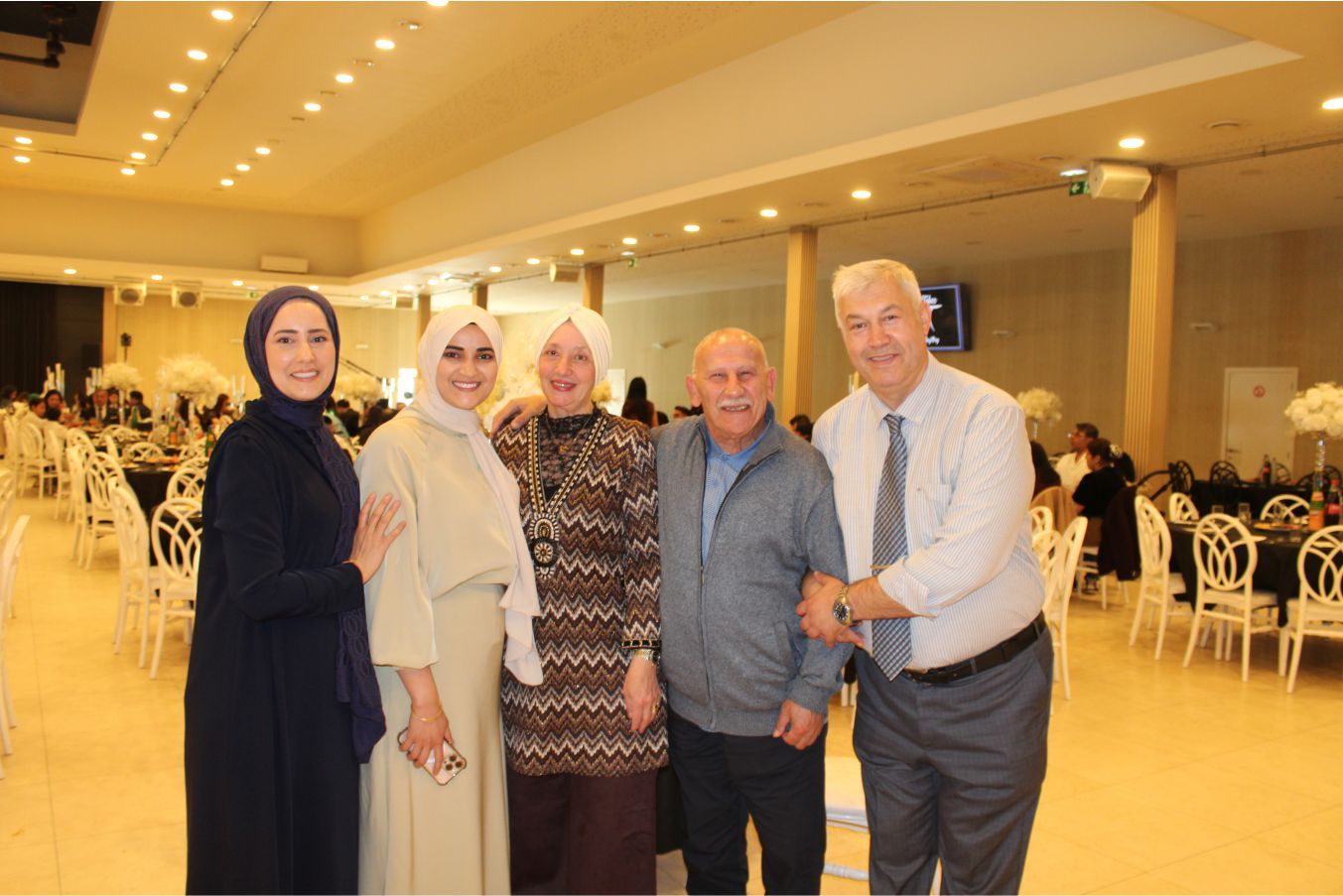 MELİKE İLE SELİM, DİLLERE DESTAN DÜĞÜN TÖRENİYLE EVLENDİLER...