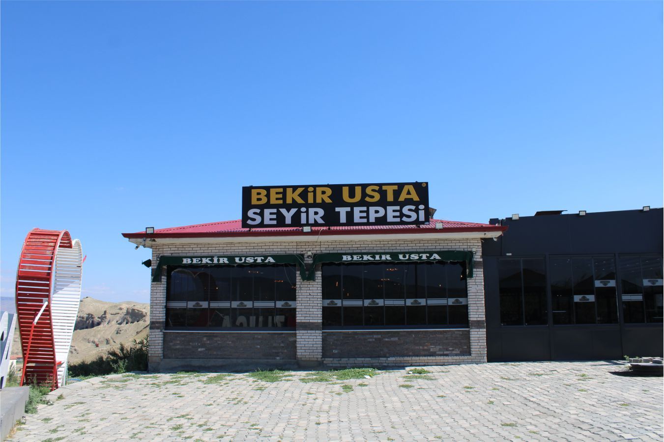 Iğdır/Tuzluca İlçesi Belediye Başkanı Ahmet Sait Türkan: " İlçemiz, antik çağlara uzanan tarihi ve doğası ile önemli bir Turizm Merkezdir... "