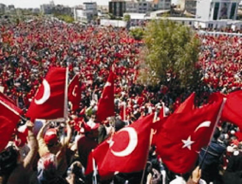 İzmir mitinge hazırlanıyor