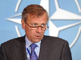 NATO'nun sınır ötesi tavrı
