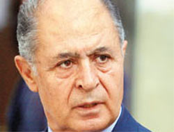 Sezer'den çok sert mesaj