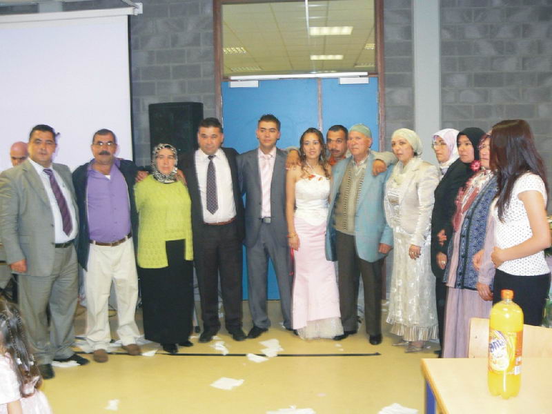 Belcikahaber genç nişanlıları tebrik ediyor...