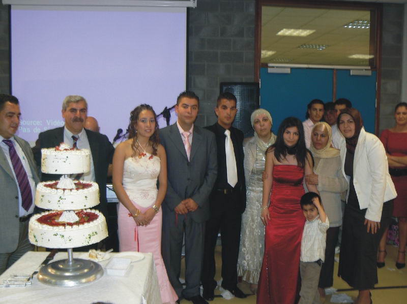 Belcikahaber genç nişanlıları tebrik ediyor...