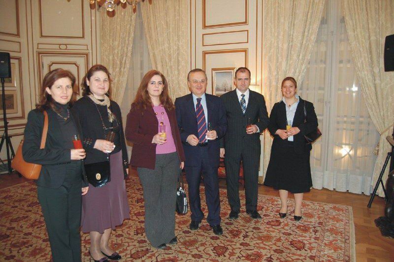 Başbakan Yardımcısı Çiçek Türk toplumu  temsilcileriyle biraraya geldi