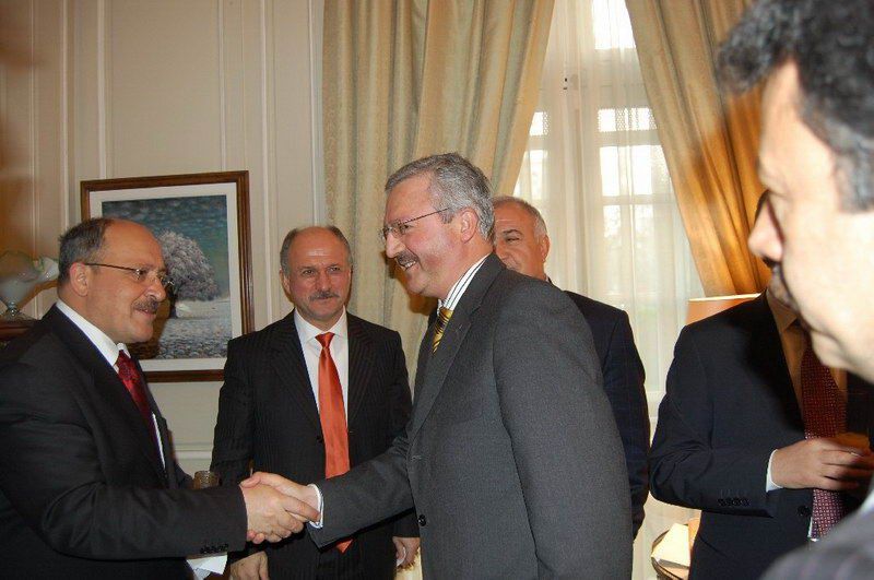 BÜYÜKELÇİ  TANLAY MİLLETVEKİLLERİNE RESEPSİYON VERDİ