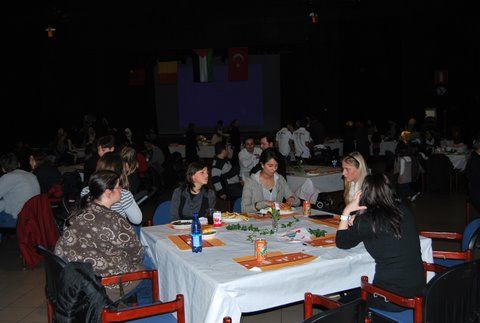 GAZZE'Lİ Ã‡OCUKLARA YARDIM YAPILDI
