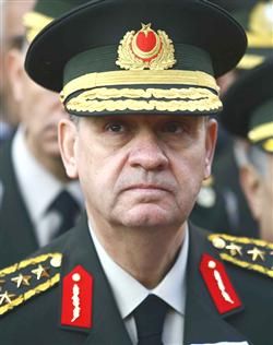 'TSK Hiçbir Dönemde Dine Karşı Olmamıştır'