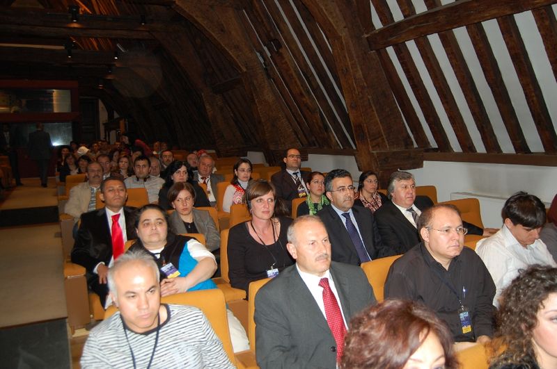 II. Uluslararası Eğitim ve Uyum Kongresi start aldı