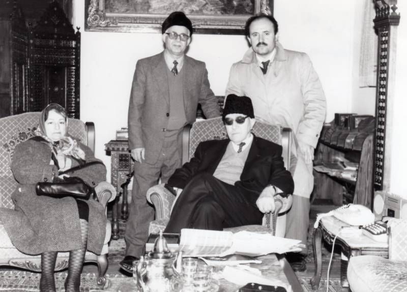 Paris Camii’nde Atatürk’ten ışıklar ve izler var