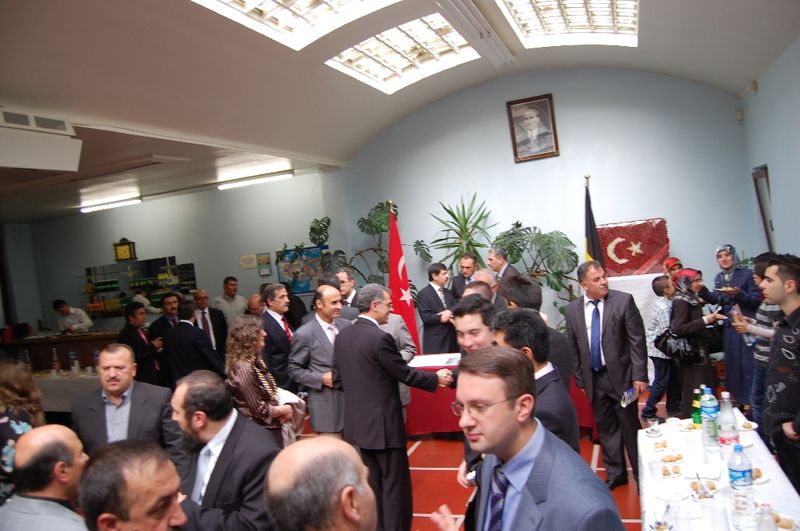 DİYANET’TEKİ BAYRAMLAŞMA’DA COŞKU VARDI