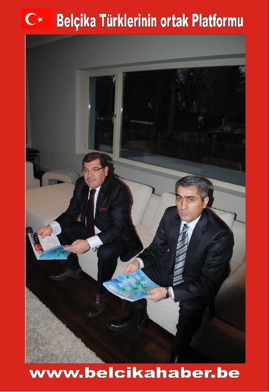 DOKTORLAR VE İŞADAMI İZCİ  BAKAN BAĞIŞ ONURUNA VİLLALARINDA YEMEK VERDİLER