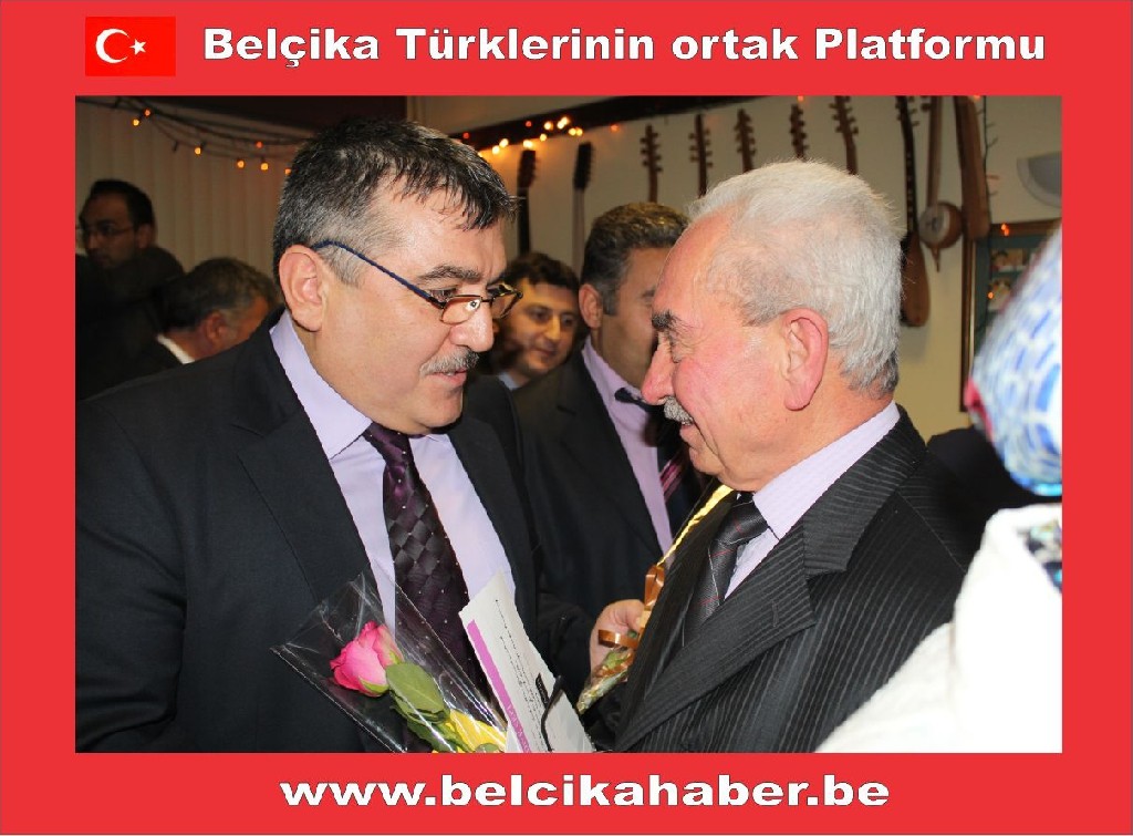 ÖĞRETMENLER GÜNÜ  BERİNGEN MÜZİK KULÜP'DE DE KUTLANDI