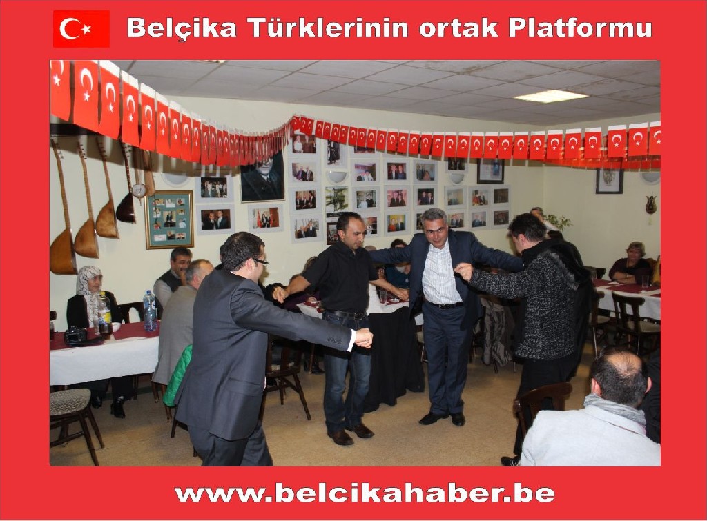 ÖĞRETMENLER GÜNÜ  BERİNGEN MÜZİK KULÜP'DE DE KUTLANDI