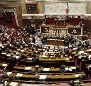 İnkar yasasının iptali için yeterli imza toplandı 