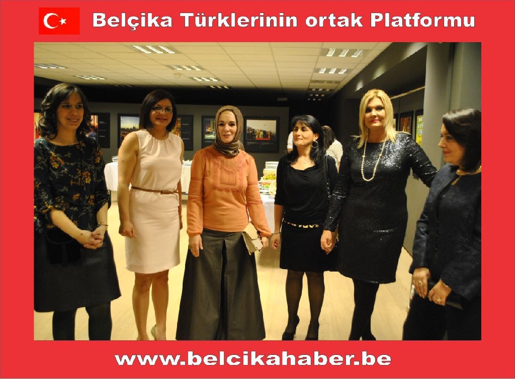 SANATÇI DERYA BAYKAL ONURUNA BİR RESEPSİYON VERDİLER
