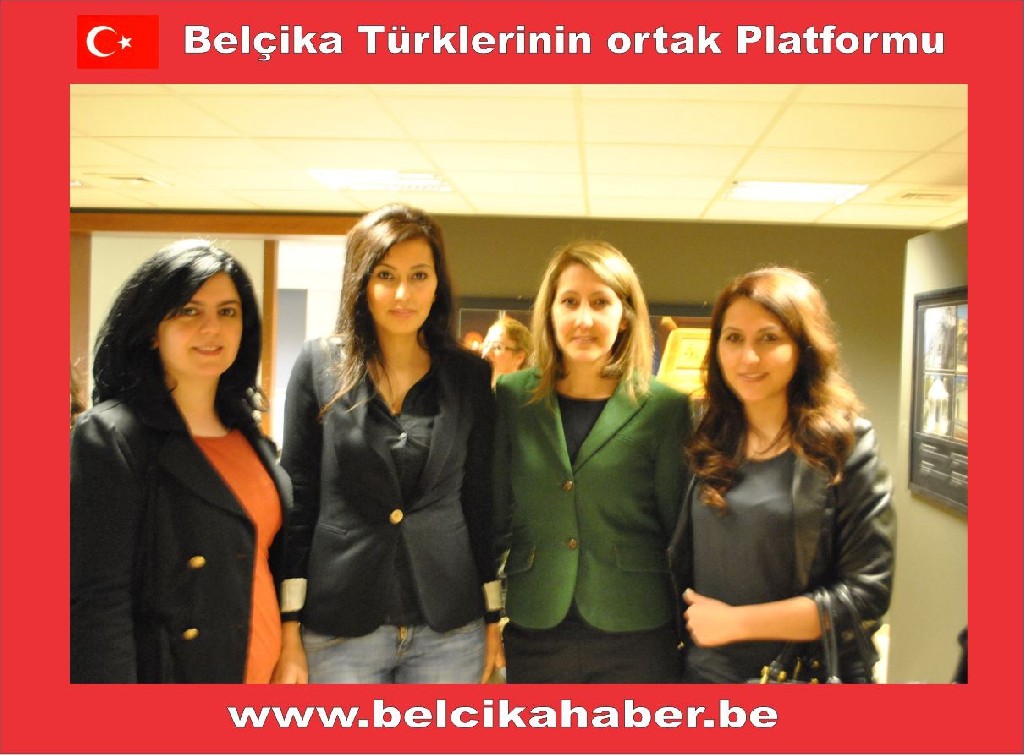 SANATÇI DERYA BAYKAL ONURUNA BİR RESEPSİYON VERDİLER