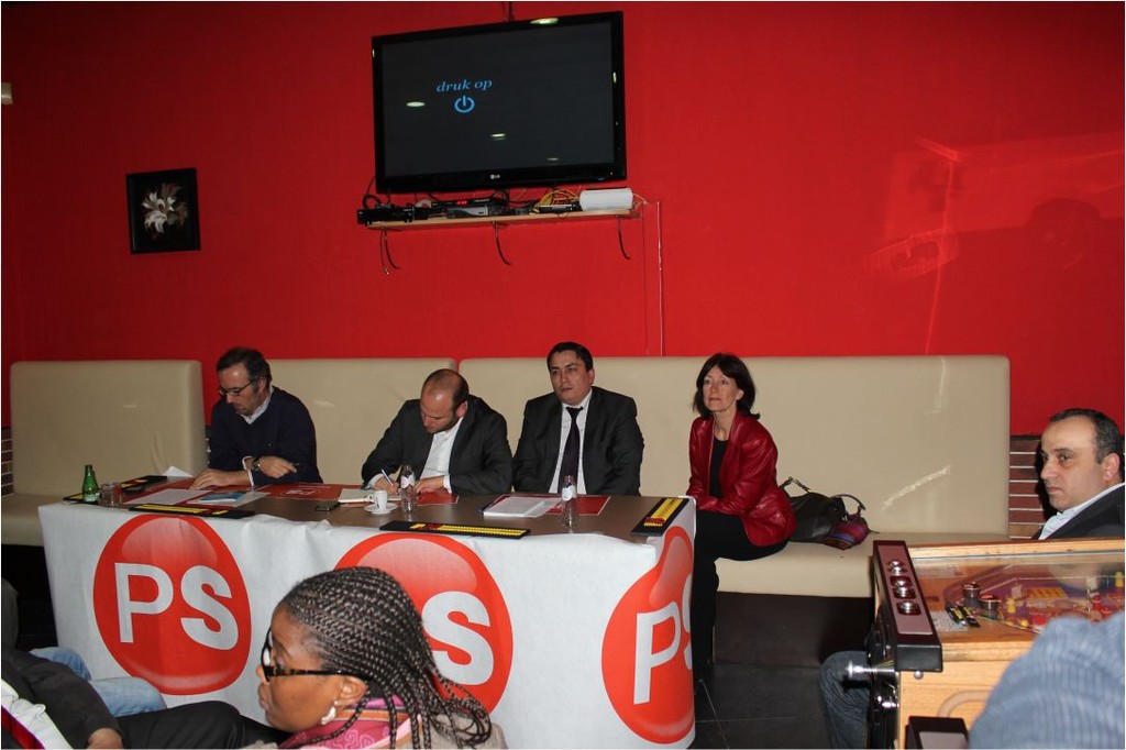 Sosyalist partisi Schaerbeek ilçe teşkilatı  esnafları dinledi.
