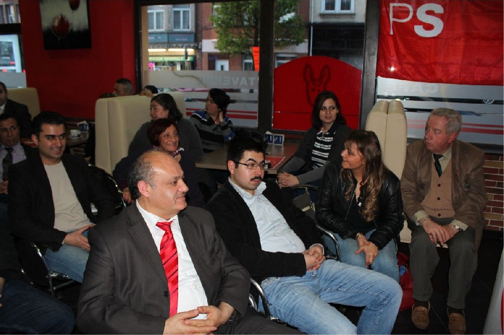Sosyalist partisi Schaerbeek ilçe teşkilatı  esnafları dinledi.