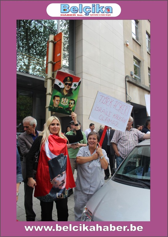 ABD BRÜKSEL BÜYÜKELÇİLİĞİ ÖNÜNDE SURİYE'YE SAVAŞA HAYIR  GÖSTERİSİ DÜZENLENDİ