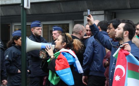 IRKÇI ERMENİLERİN TAHRİKLERİNE KAPILMADAN â€˜KARABAĞ İŞGALİâ€™Nİ PROTESTO ETTİLER