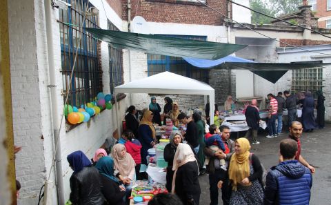 BRÜKSEL EHLİBEYT MERKEZİ KADINLAR KOLUNUN KERMESİNDE COŞKU VARDI