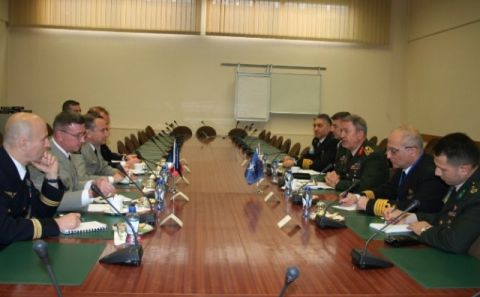 Orgeneral Hulusi Akar, Brüksel'de Askeri Temaslarda Bulundu