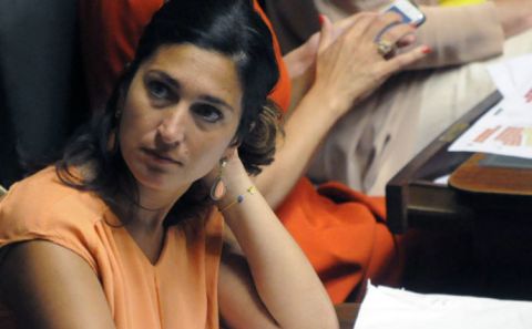 Zuhal Demir Türkiye vatandaşlığından çıkıyor 