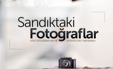 Sandıktaki Göç Fotoğrafları Hikâyeleriyle Birlikte Gün Yüzüne Çıkıyor