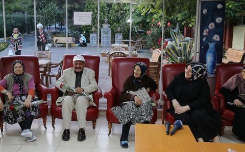 Devlet 14 bine yakın yaşlının yuvası oldu