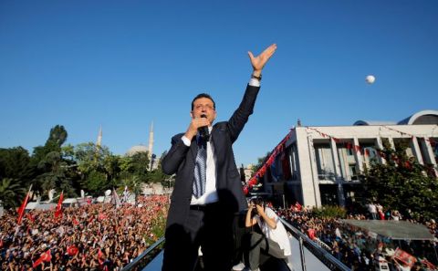 Ezici çoğunlukla tekrar seçilen Ekrem İmamoğlu: 