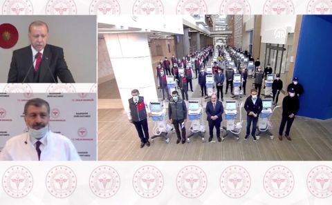 Sağlık Bakanı Koca: Başakşehir Şehir Hastanemizin bütün yatakları gerektiğinde yoğun bakım olarak kullanılabilir