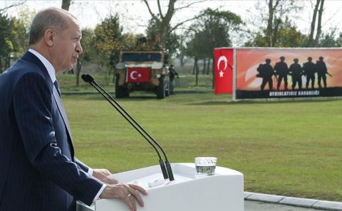 Cumhurbaşkanı Erdoğan: Türk ordusunun hiçbir birliğinin sancağı son neferi de can vermeden toprağa düşmemiştir