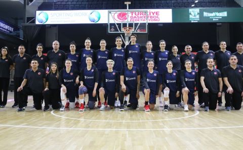 Türkiye, FIBA 2021 Kadınlar Avrupa Şampiyonası'na katılma hakkı elde etti