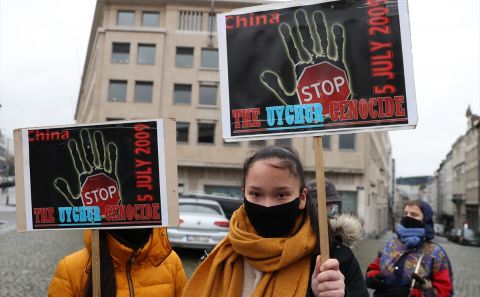 ~Uygur Türkleri, Brüksel'de Çin'i protesto etti