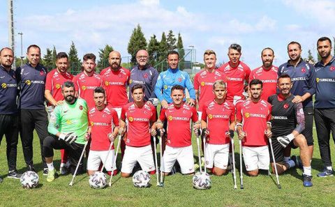 Ampute Futbol Milli Takımı Rusya'yı yenerek finalde  Tebrikler Türkiye: 5 - Rusya: 2  