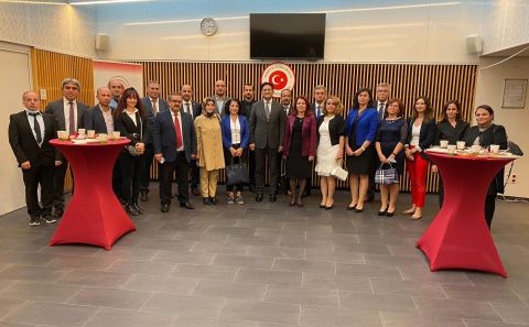T.C. Brüksel Başkonsolosluğu Eğitim Öğretim yılı nedeniyle Türkçe ve Türk Kültürü Öğretmenleriyle buluştu