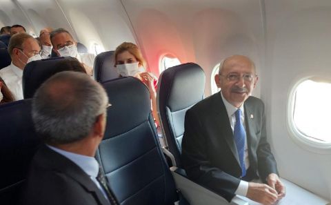 CHP TÜMDEN ERZURUMA ÇIKARTMA YAPTI. KILIÇDAROĞLU VE TÜM VEKİLLER AYNI UÇAKTAYDI