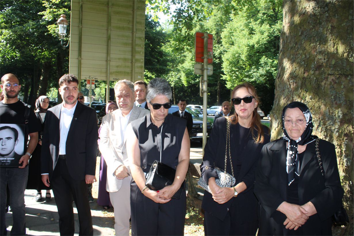 Şehit Diplomat Dursun Aksoy, Aile Bireylerinin de katılımıyla Şehit edildiği yerde Anıldı