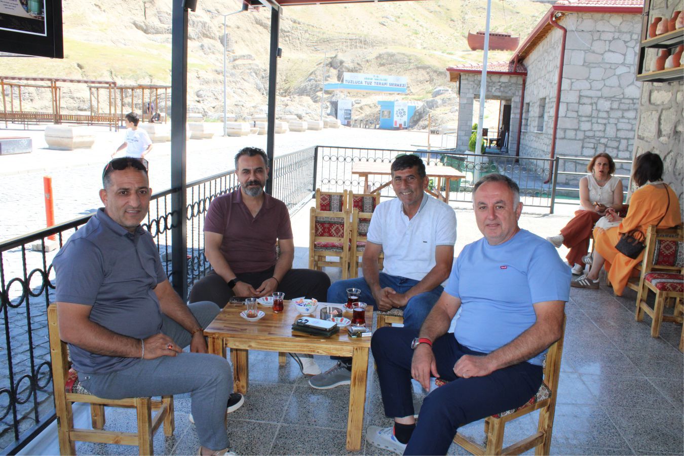 TUZLUCA SEYİR TEPESİ TESİSLERİ SAHİBİ BEKİR YİĞİTALP: “AMACIMIZ  KALİTELİ YATIRIMLAR YAPIP, HİZMETLERLE GÜZEL TUZLUCA’MIZI TANITMAKTIR”