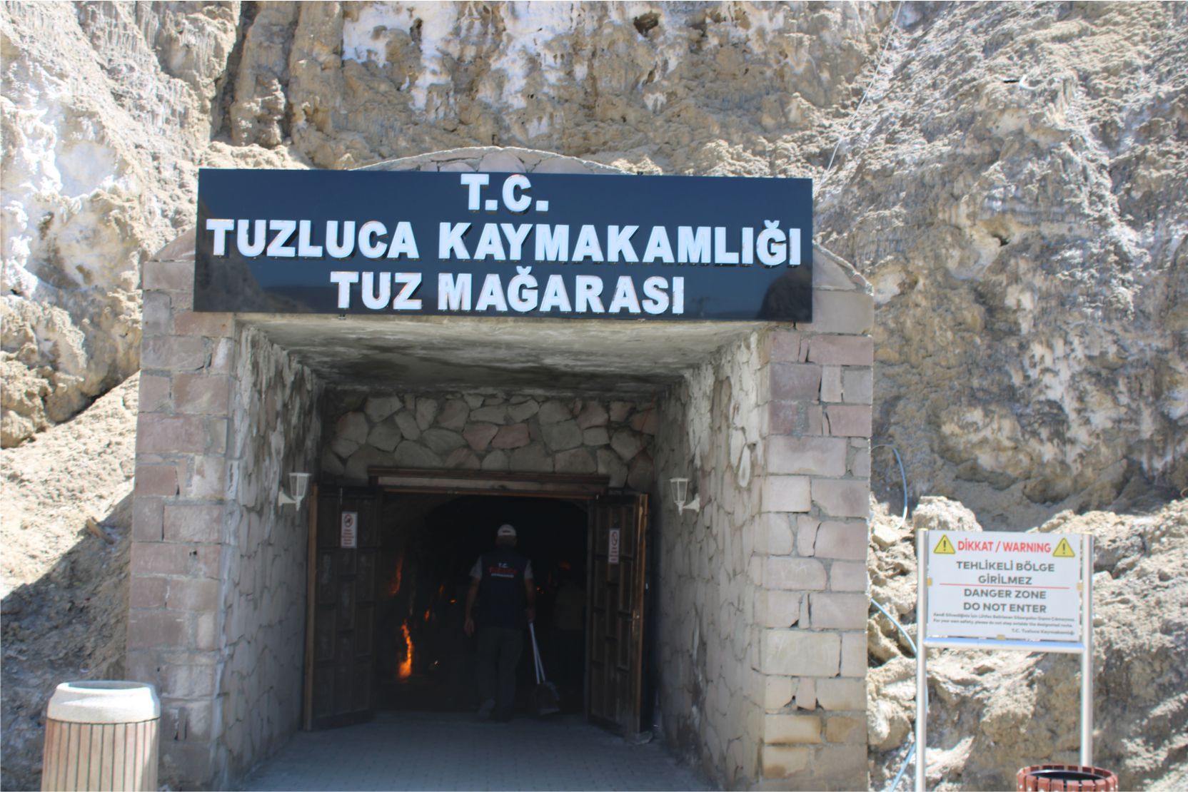 TUZLUCA SEYİR TEPESİ TESİSLERİ SAHİBİ BEKİR YİĞİTALP: “AMACIMIZ  KALİTELİ YATIRIMLAR YAPIP, HİZMETLERLE GÜZEL TUZLUCA’MIZI TANITMAKTIR”